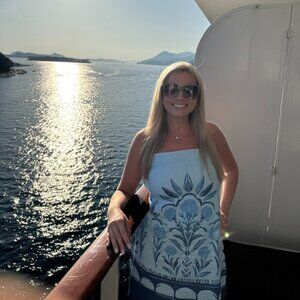 Meet your Posher, Diana